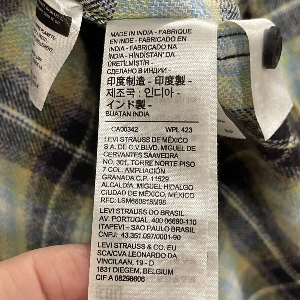 Levis Plaid Relaxed Fit Flannel Long Sleeve Button up Shirt‎ Men’s Sz S Green